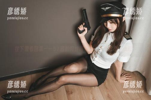 51酱 往下滑看图集——51酱的肉丝眼镜娘,满满都是小心思!