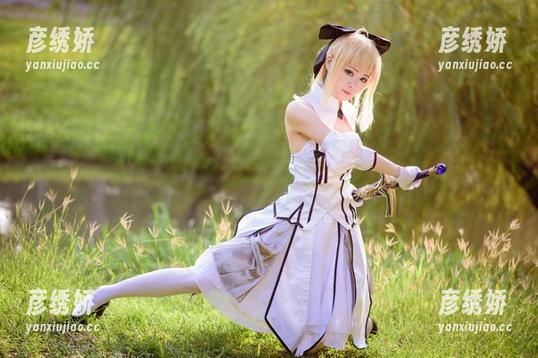 Arty亚缇 精选写真,Arty亚缇与达克妮丝同框的那些瞬间,好像时间都停了