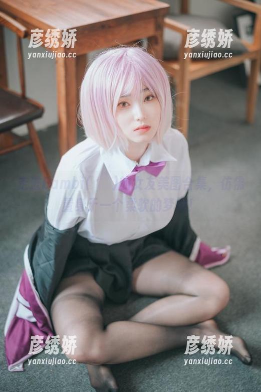 走进Bambi(밤비)的女友美图合集，仿佛置身于一个柔软的梦境！