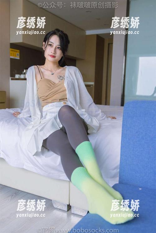 BoBoSocks袜啵啵-小甜豆 BoBoSocks袜啵啵 - 看!小甜豆原图里的白丝,脚尖加固让人忍不住想多看几眼!