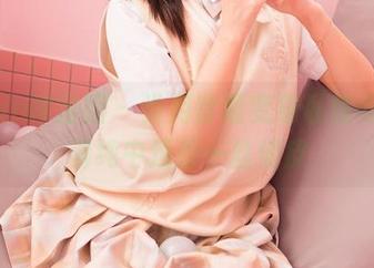 Feilin嗲囡囡 – 当月音瞳变身私房修女，清纯中透着一丝俏皮