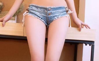 GIRLT果团网 – 哇，尹意纯的旗袍套图新更新，让人直呼好看！