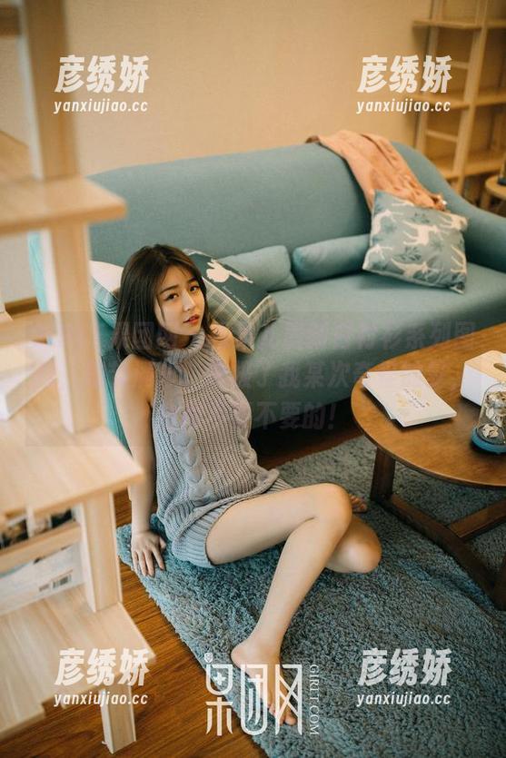 GIRLT果团网 - 松果儿最新白衬衫系列图片，细节满分，像极了我某次奇怪的梦，白得不要不要的！