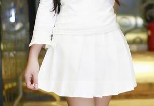 GIRLT果团网 – 看王语纯这牛仔裤高清合集，竟让我忍不住想要一条！