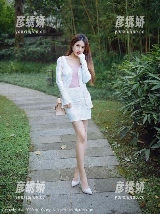 HuaYang花漾-绮里嘉ula HuaYang花漾 - 绮里嘉ula双人写真:友情的深度?还是美食的考量?看完我都饿了!