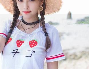 IMiss爱蜜社 – 莉莉Lily说双人写真可以定制，真相可能是：我找不到我的影子了！