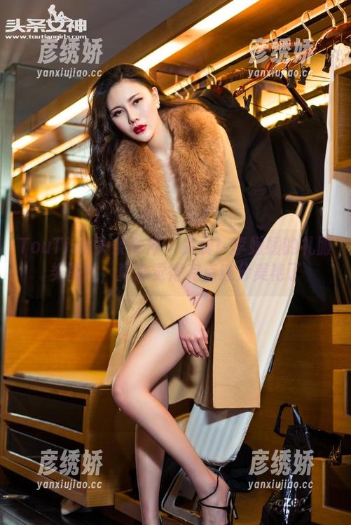 TouTiao头条女神-李媛媛 TouTiao头条女神 - 免费!李媛媛的礼服类图片,真心觉得有点过分美艳了