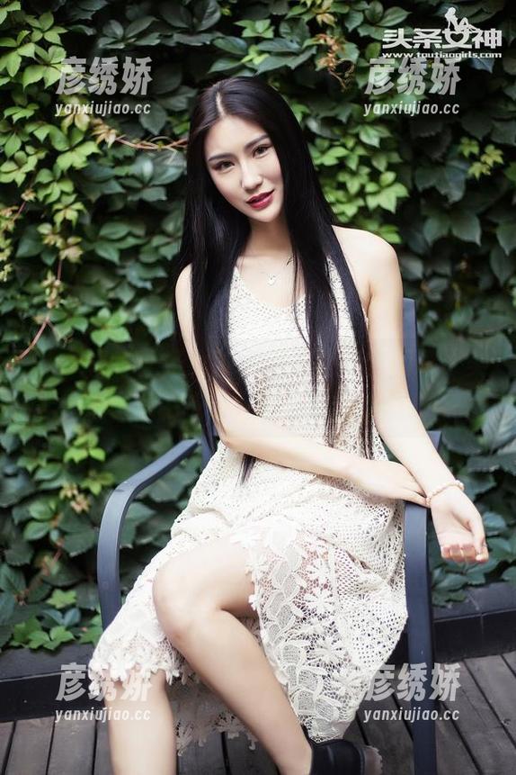 TouTiao头条女神-美纳子 TouTiao头条女神 - 下载这一套图吧,美纳子和毛衣会让你一秒变粉丝!