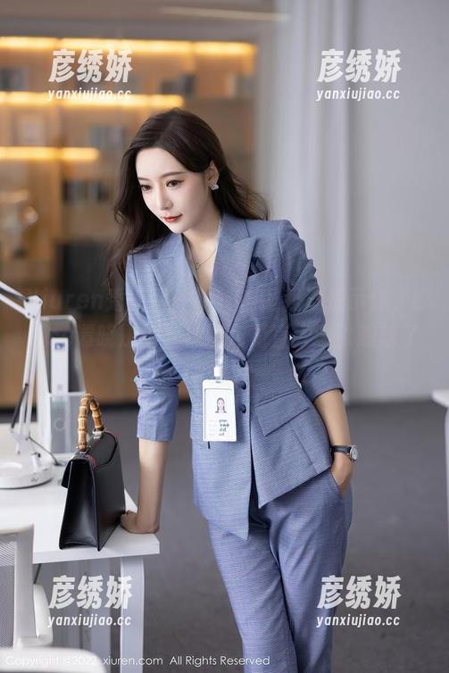 Xiuren秀人网 - 呃，别怪我没提示你，Elise谭晓彤的丝袜图包简直太吸引眼球了！