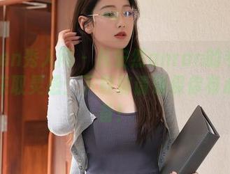 Xiuren秀人网 – 从安然anran的毛衣图集中获取灵感：下载前请确保你有心理准备！