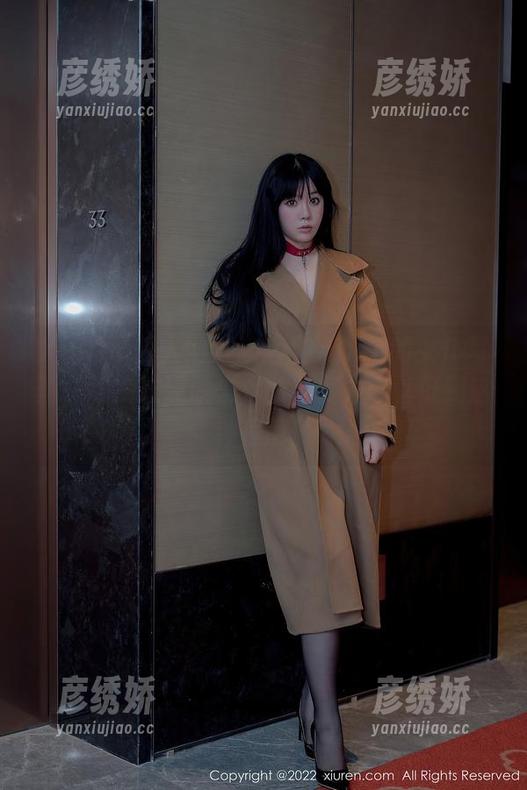 Xiuren秀人网 - 容容容Alice的女仆写真，让我发现原来我的免疫力可以低到这种程度！