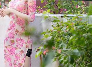Xiuren秀人网 – 双人写真，小逗逗教你如何用网盘保存好心情！