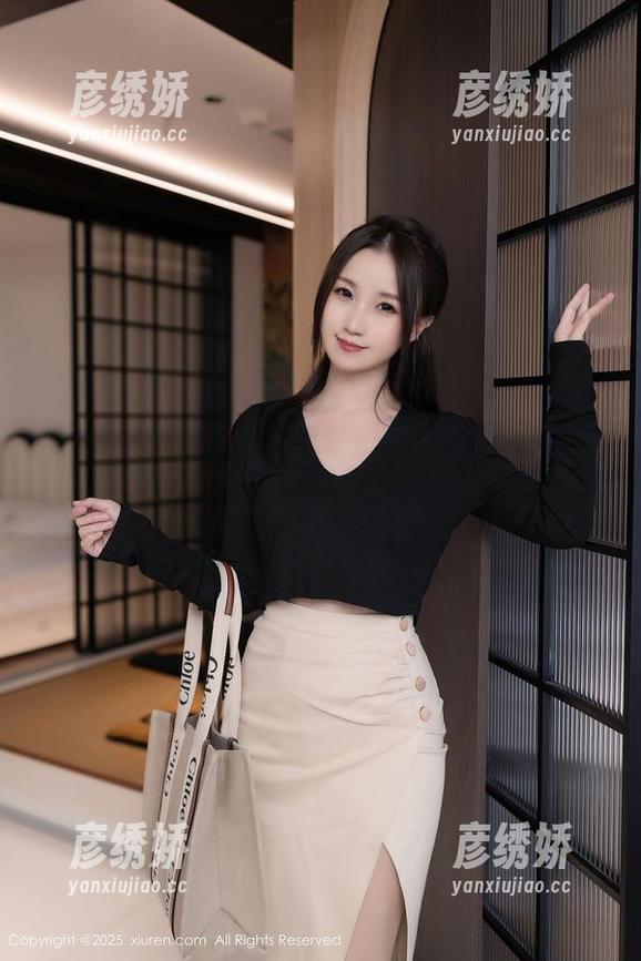 Xiuren秀人网-杨紫嫣Cynthia Xiuren秀人网 - 最新瑜伽照片:杨紫嫣Cynthia和她的身体有那么默契,真是羡慕!