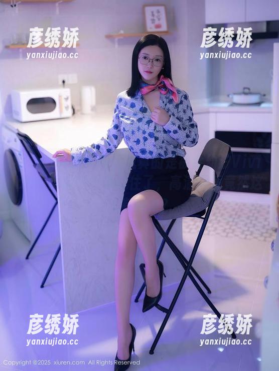 Xiuren秀人网-金幼汐Vivian Xiuren秀人网 - 我真的是被金幼汐Vivian的眼镜在线吸引住了,高清画质竟然这么有魅力?