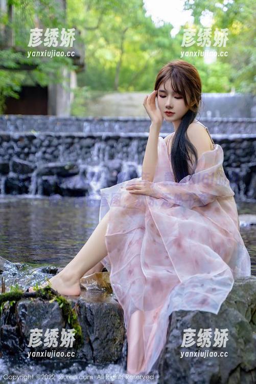 Xiuren秀人网 - 那些年，黄婧GIGI的日常：高清套图，欢乐无处不在