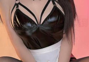 miko酱吖美脚合集更新，完美到让人心动，却又想说别看了。