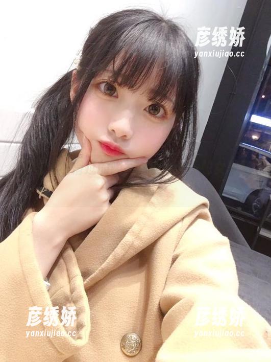 那些悄然滑过的瞬间：Wendy蛇女写真大合集
