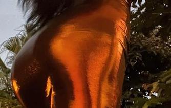 微密圈 – 不爱笑的赛琳的红裙私拍图集，提醒我别忘了，我原来也是红色控的一员！
