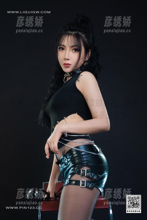 丽柜 - 兔子的写真犹如温柔的春风，想问问到底怎么样才能让她多多分享？