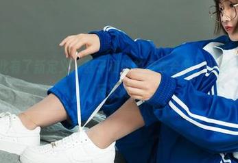 丽柜 – 从此有了新定义：慕子和她的皮衣合集，真是‘帅气’的反义词！