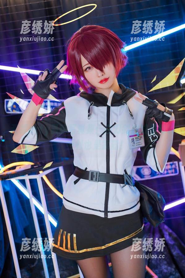 亚缇arty 亚缇arty最新写真集:在刀剑神域里撒娇,身材也是武器!