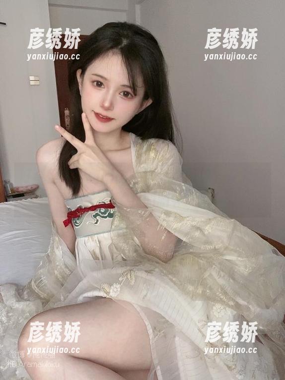 好奇怪，倦倦喵的甘雨魅魔图包，瞬间感染了我的脑补