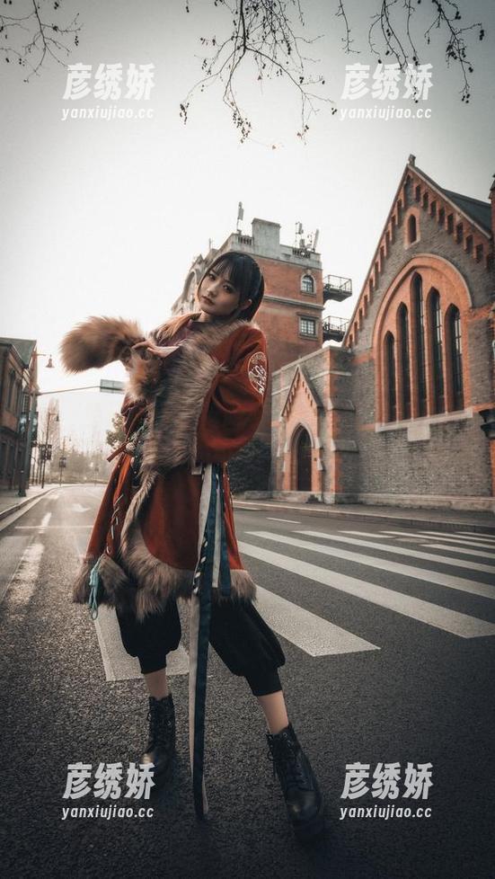 看，兔子Zzz不吃胡萝卜的最新写真，旅拍中的少女心满满！