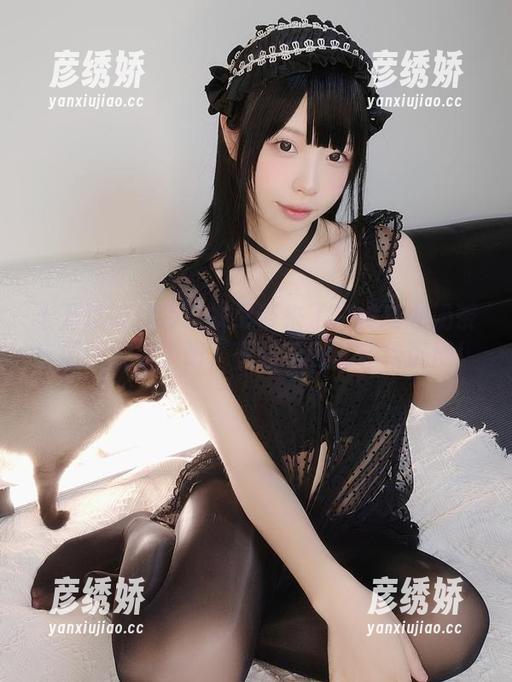 十万珍吱伏特这次又带来了白桃乌龙奶茶！原图太美了吧，下载后可以轻松沉浸！