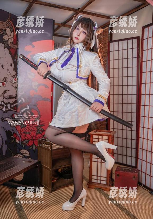 这次更新的写真，咔喵KANEKO给你展示什么是‘㭴野牛牛女仆’的另类魅力！