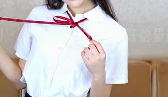 嗲囡囡 – 这不是海边，这是陈怡曼最新写真集的专属仙境！