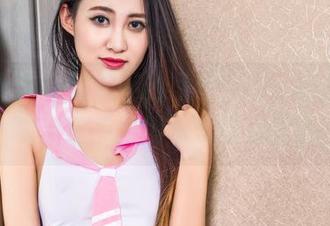 头条女神 – 樊安妮的黑丝套图，像是一阵轻柔的风，悄悄吹动我的心