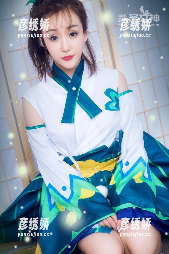 头条女神-钟晴 头条女神 - 下载钟晴运动图集:看看这动作,真的是‘运动’还是更像‘诱惑’?