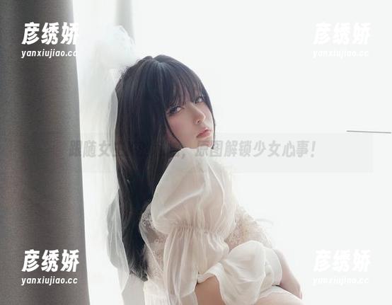 跟随女主K的私拍，原图解锁少女心事！