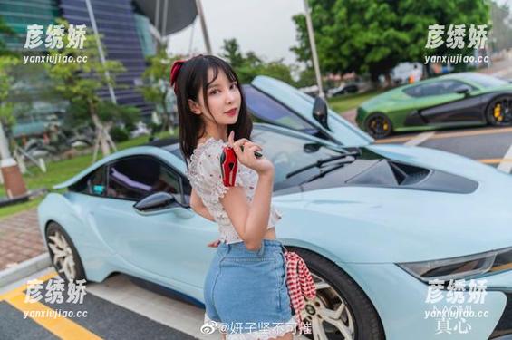 校园涂鸦王妍子坚不可摧：把图库的每个角落都变成了作品！
