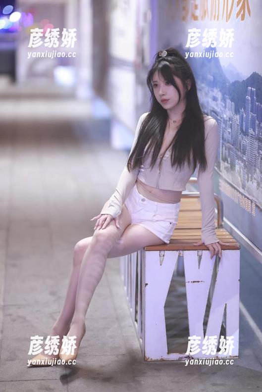 快来看看小女巫露娜的温柔作品集，更新让人心动不已！