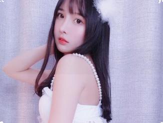全套写真来袭！小小奶瓶儿的兔女郎加长版，实力撩人！