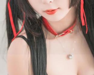 当小酥酱变身修女，照片里的每一个角度都忍不住想多看两眼！