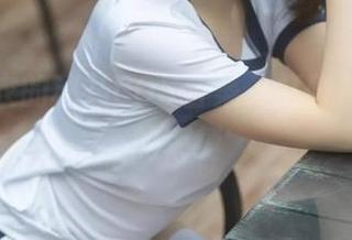 幼水铃衣的秘书COS合集，打破条条框框的束缚