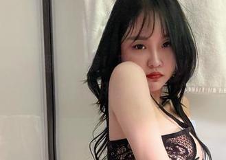 微密圈 – 黑丝图片来袭！张鑫baby在线，谁说丝袜只能用来遮腿！