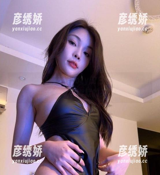 微密圈 - 徐莉芝Booty的白色作品：这是一场视觉与幽默的交织！