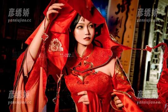 戚顾儿 戚顾儿+貂蝉金色=完美公式,跳过思考直接下载这本写真集!