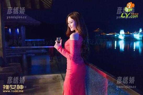 推女神-南湘Baby 推女神 - 南湘Baby女王在线,高清之下让人忍不住想多看一眼,这画面太诱惑了!