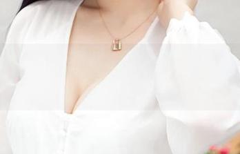 推女神 – 精选谭晓彤双人套图，俨然好友间的打情骂俏
