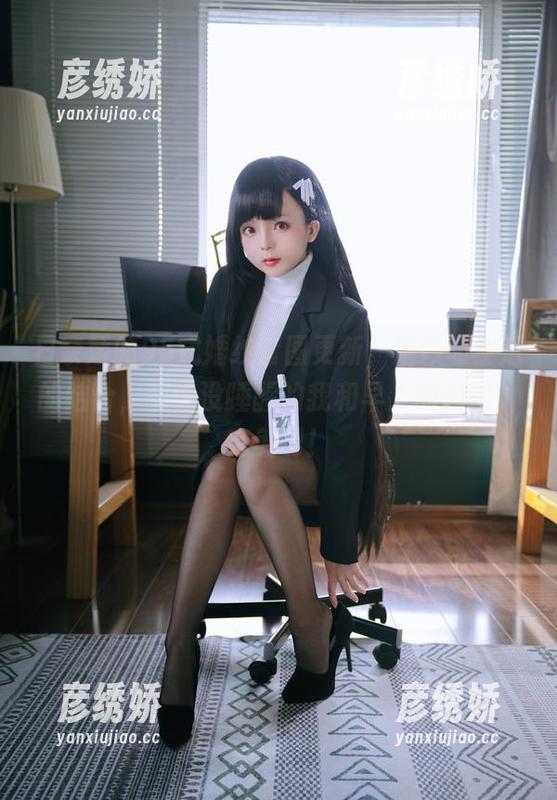 日奈娇的95式婚纱套图更新，婚纱和生活的结合，就像没睡醒的我和早上的咖啡，完美啊！