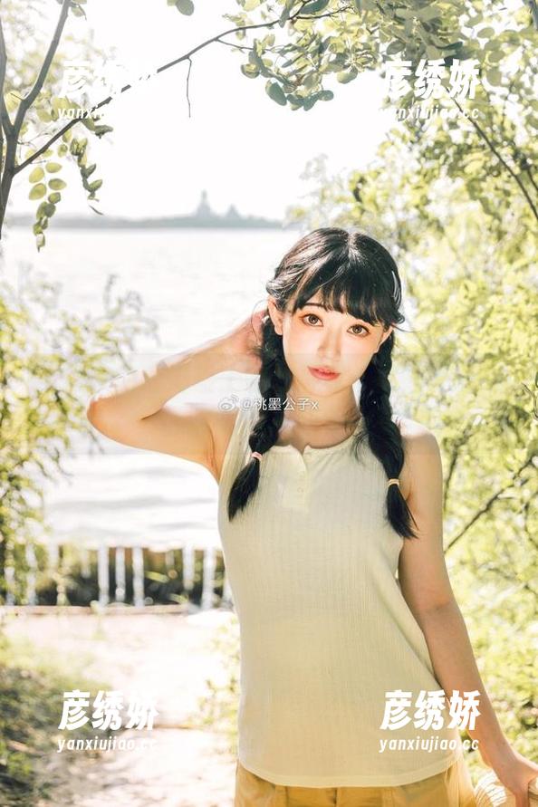 当居家的蕾姆碰上定制写真，桃墨公子又要开挂了吧？
