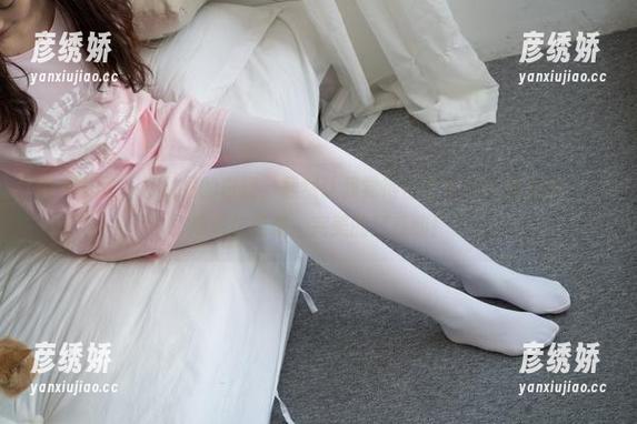森萝财团 - 看默陌的白裙，居然让我觉得白色也可以这么撩——高清作品集，完美的迷惑嘛！
