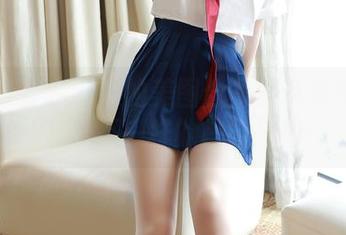 模范学院 – 学妹的美图合集：草莓兔兔带你领略不一样的校园风情！