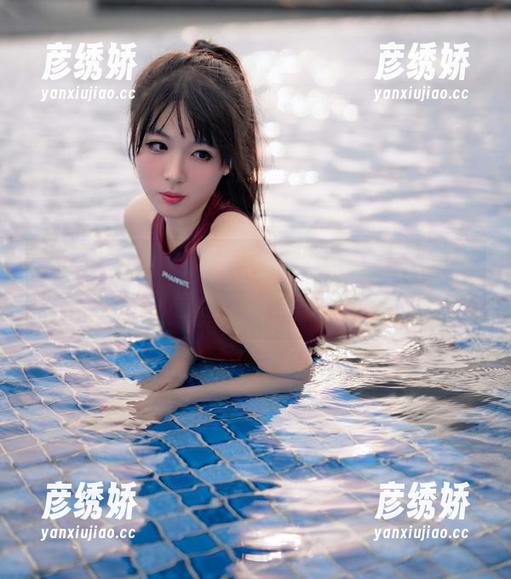不知道“海克斯科技小蛋糕”怎么把天台拍得这么有气氛，图包绝对值得一看！