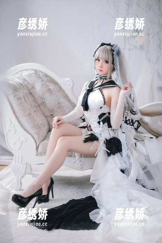 焖焖碳私拍原图：这女孩有点儿迷人，得加杯糖！