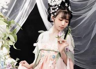 梦里有图，爆机少女喵小吉的如梦令，快来下载感受一下？